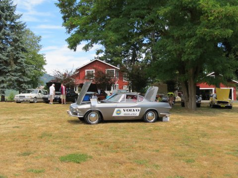 Bobs 61 P1800 on the Olsson Estate
